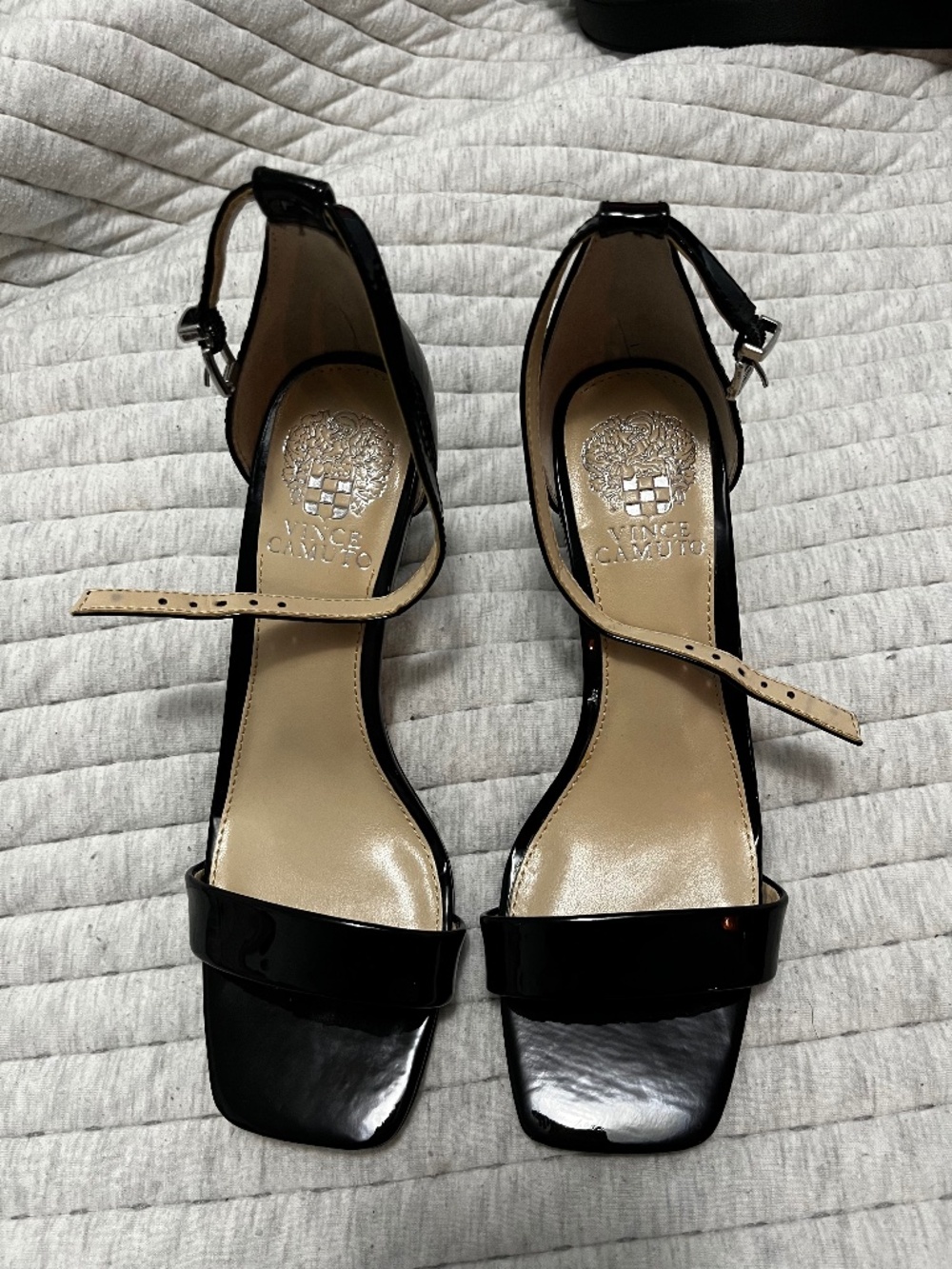 Vince Camaro heels